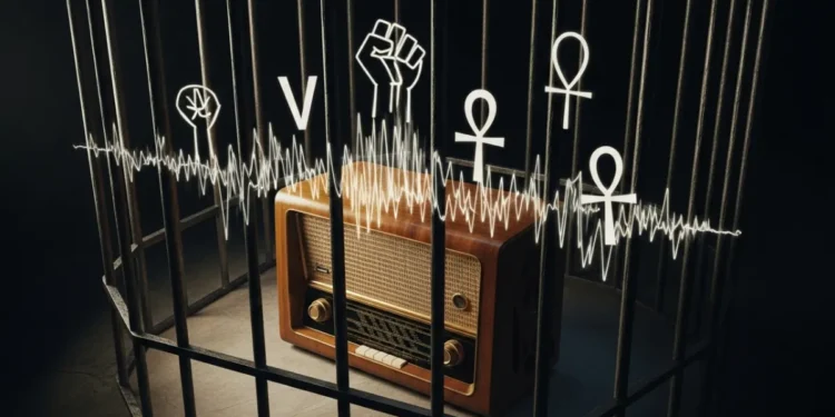 The Radio That Mobilized People: From Voice of Hope to Propaganda Tool The Radio That Mobilized People: From Voice of Hope to Propaganda Tool